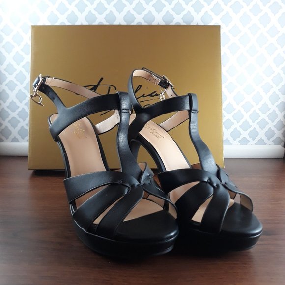 Thalia Sodi Shoes - Thalia Sodi Verrda Sandals 6.5